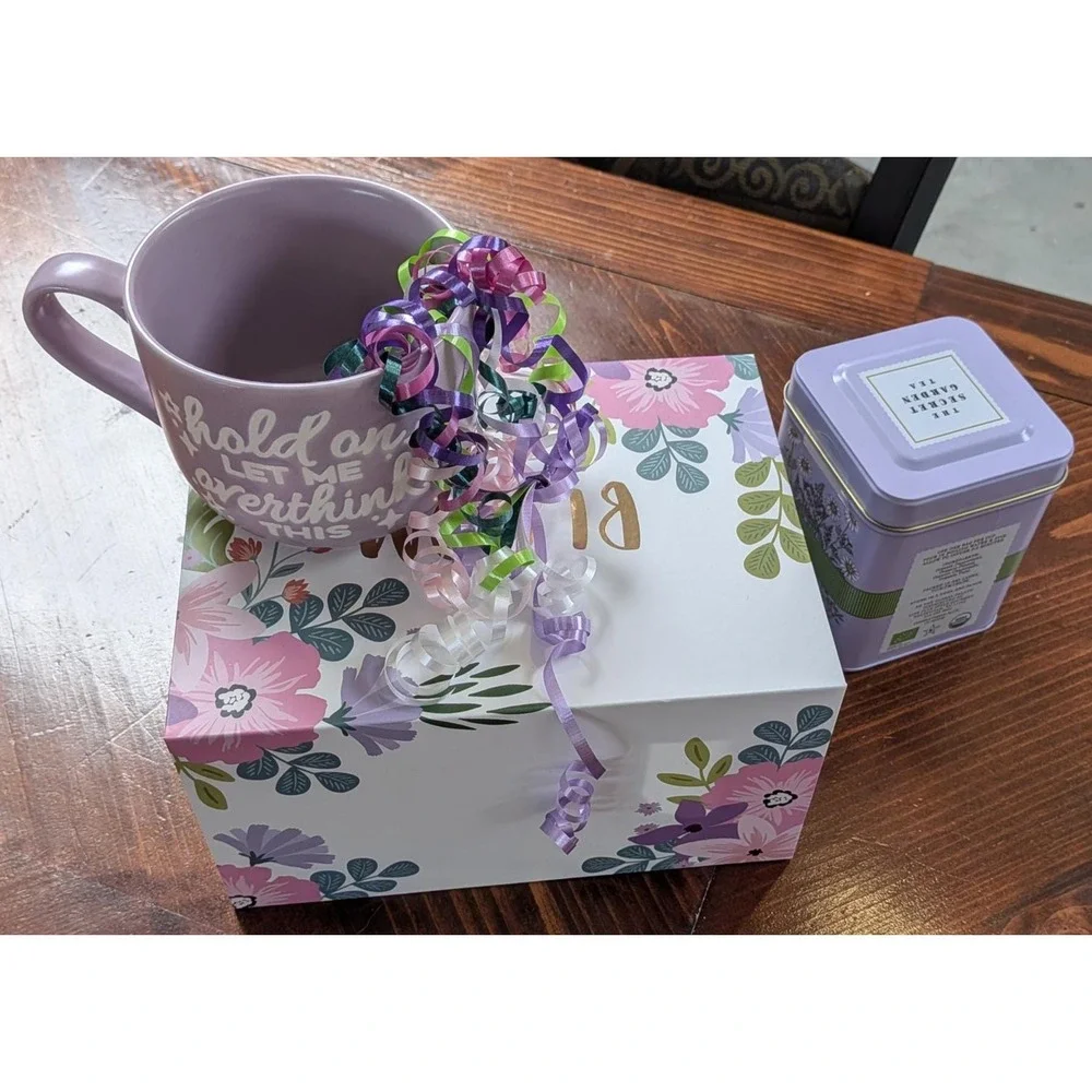 Tea‎ Gift Box, with mug and tea